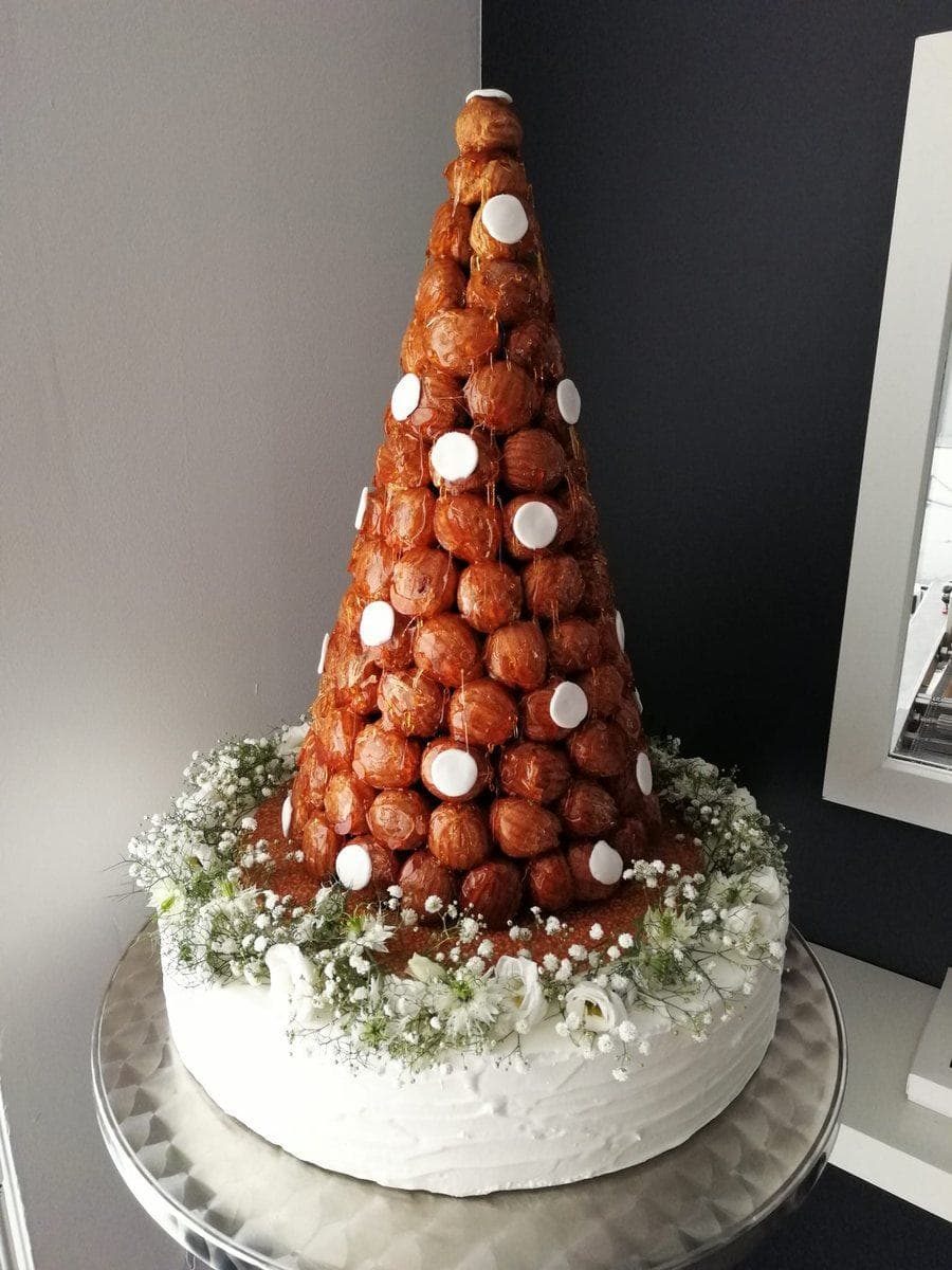 Pièces montées — mariages, baptêmes, communions, pâtisserie artisanale de Velleron